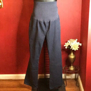 OLD NAVY MATERNITY JEANS SIZE 18